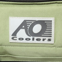 画像をギャラリービューアに読み込む, AO Coolers24パック キャンバス ソフトクーラー旧ロゴ