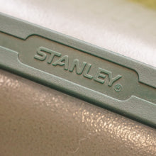 画像をギャラリービューアに読み込む, 美品  スタンレー（STANLEY） クラシックランチボックス  9.4L キャリー・コンテナ　ギアボックス　ツールボックス　スチール