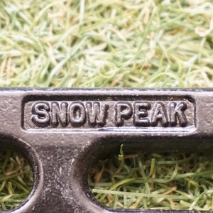美品  スノーピーク（snowpeak） ソリッドステーク30　お得な10本セット R-103 テント・タープアクセサリー　定番鍛造ペグ　ソリステ