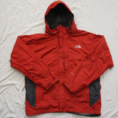 ザ・ノースフェイス【THE NORTH FACE】 マウンテンパーカー HYVENT ブルゾン
 レッド メンズ