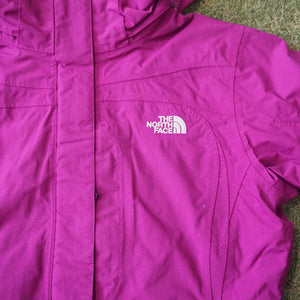 美品  ザ・ノースフェイス（THE NORTH FACE） マウンテンパーカー ブルゾン パープル レディース サイズS　[5/29値下げ]