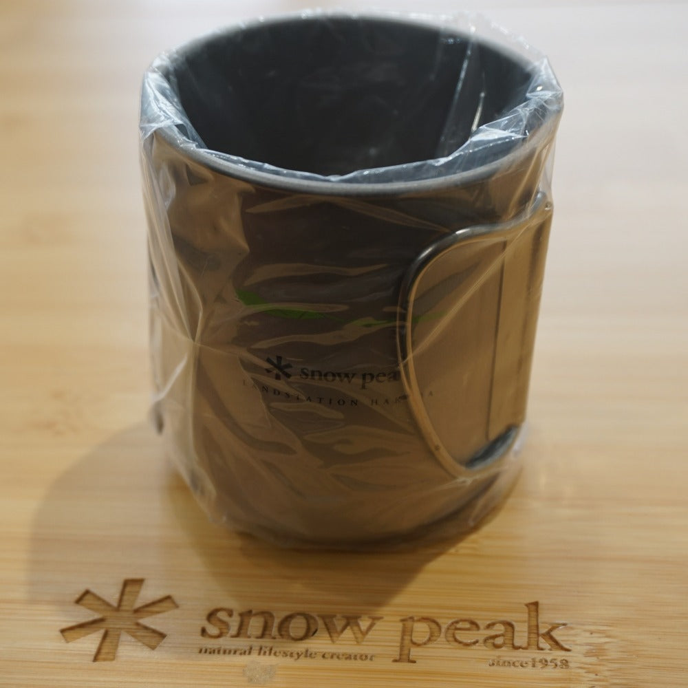 【限定品・希少】未使用 スノーピーク（snowpeak） チタンシングルマグ300　HAKUBA MG-142HB テーブルウェア　300ml マグカップ [10/27値下げ]