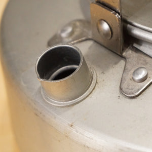 ユニフレーム（UNIFLAM） 山ケトル900 667736 キッチンツール　0.9L 　すぐにお湯を沸かせる　持ち手が熱くなりにくい造り [送料無料]
