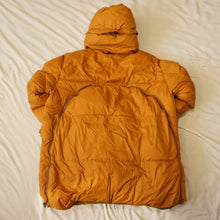 画像をギャラリービューアに読み込む, 新品同様  grn outdoor　OFF to ON JACKET GO9211Q ダウンジャケット 古着 CAMEL サイズ/M　2way シュラフに早変わり　寝袋　アウター [送料無料] [12/2値下げ]