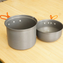 画像をギャラリービューアに読み込む, 美品  ダグ(DUG)　POT-M アルミクッカー DG-0207 キッチンツール 深型クッカー 小型バーナーなどを収納 ソロキャンプ スタッキング [送料無料]