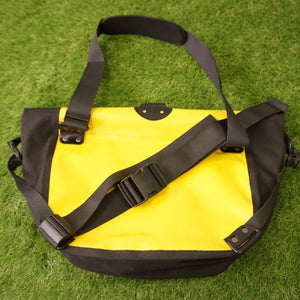 美品 オルトリーブ（ORTLIEB） asphalt gear メッセンジャーバッグ バッグ＆コンテナー　斜め掛け　ショルダーバッグ　自転車　便利な仕切り付き [送料無料]
