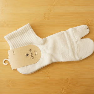 未使用 スノーピーク（snow peak） Mid Tabi Sox ミッド足袋ソックス M White UG-693WH 靴下 足袋型 ソックス ホワイト 白 L字型